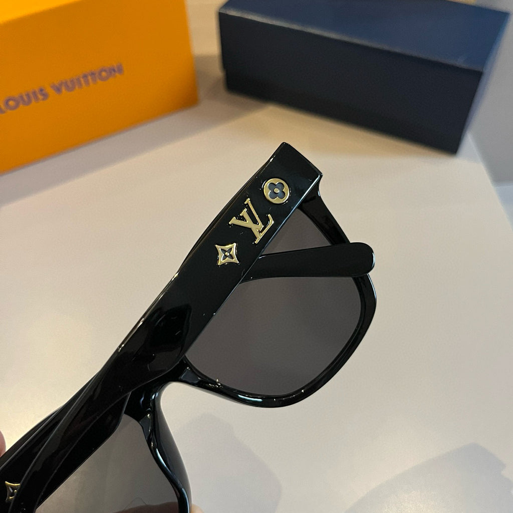 Louis Vuitton Metal Fashion Gold Lens Sunglasses for Men & Women - 464735 - detail image 5