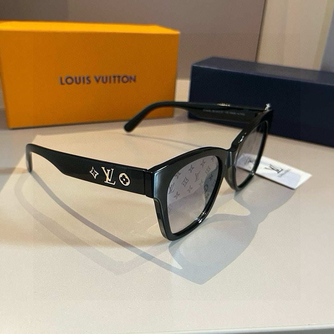 Louis Vuitton Metal Fashion Gold Lens Sunglasses for Men & Women - 866876