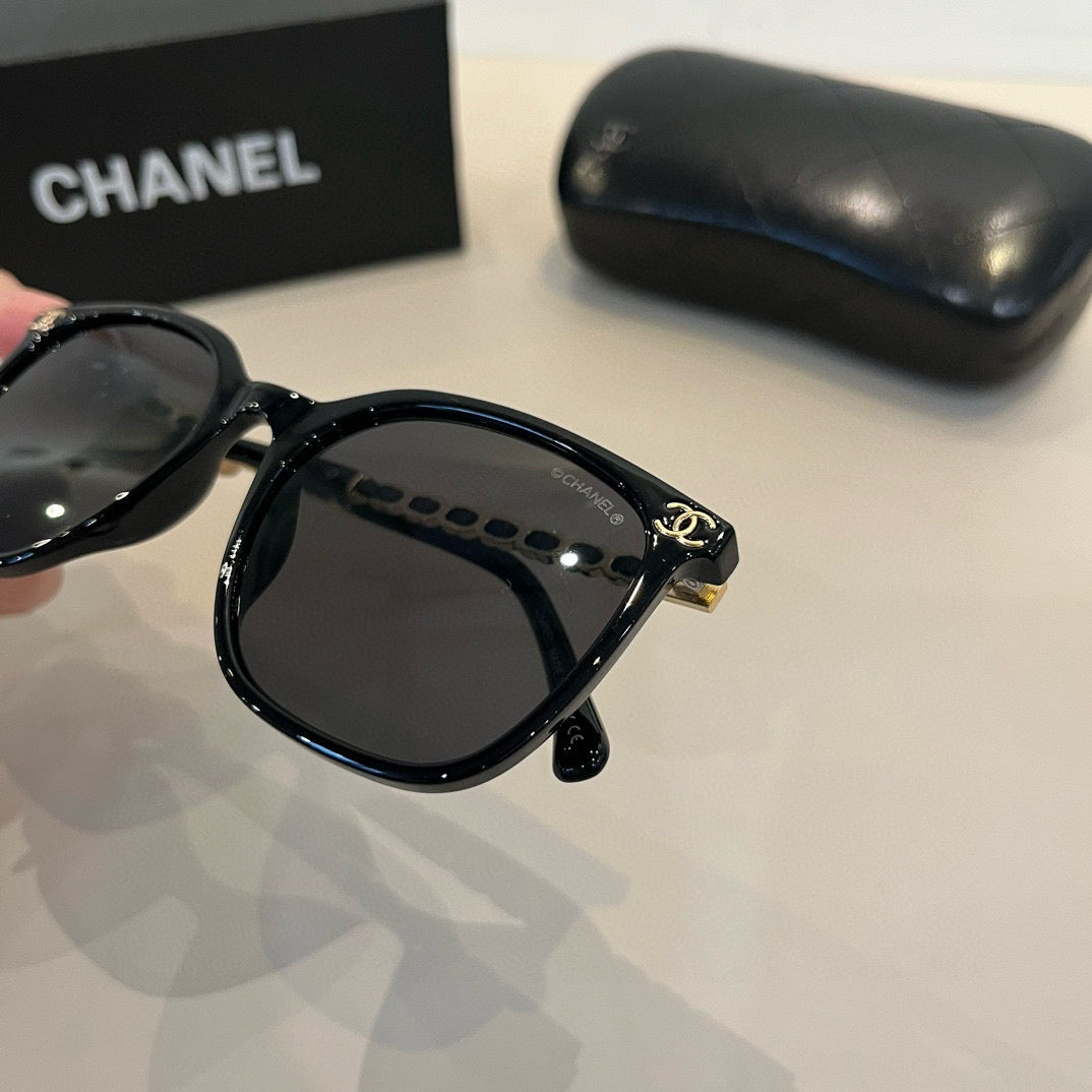 Chanel Oversized Silver Lens Sunglasses for Men & Women - 382184 - detail image 7