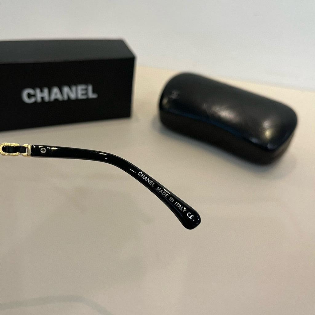 Chanel Oversized Silver Lens Sunglasses for Men & Women - 382184 - detail image 9
