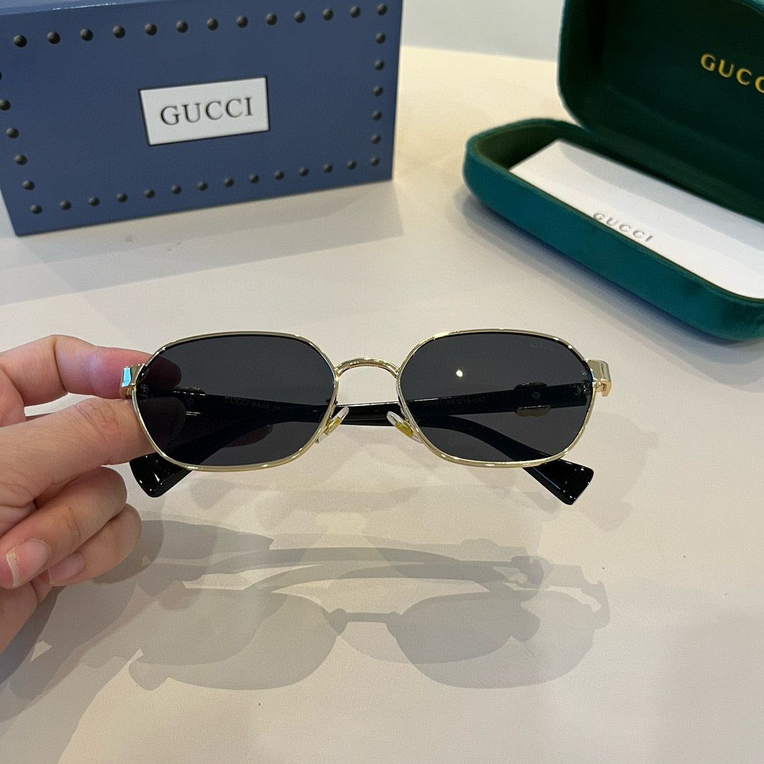 Gucci Oversized Silver Lens Sunglasses for Women - 382068 - detail image 4