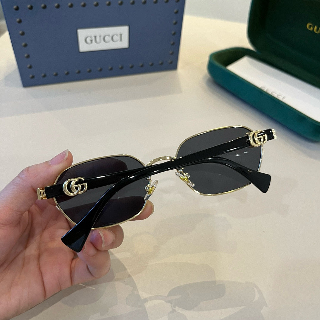 Gucci Oversized Silver Lens Sunglasses for Women - 382068 - detail image 5