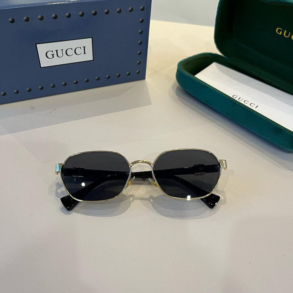 Gucci Oversized Silver Lens Sunglasses for Women - 382068 - detail image 8
