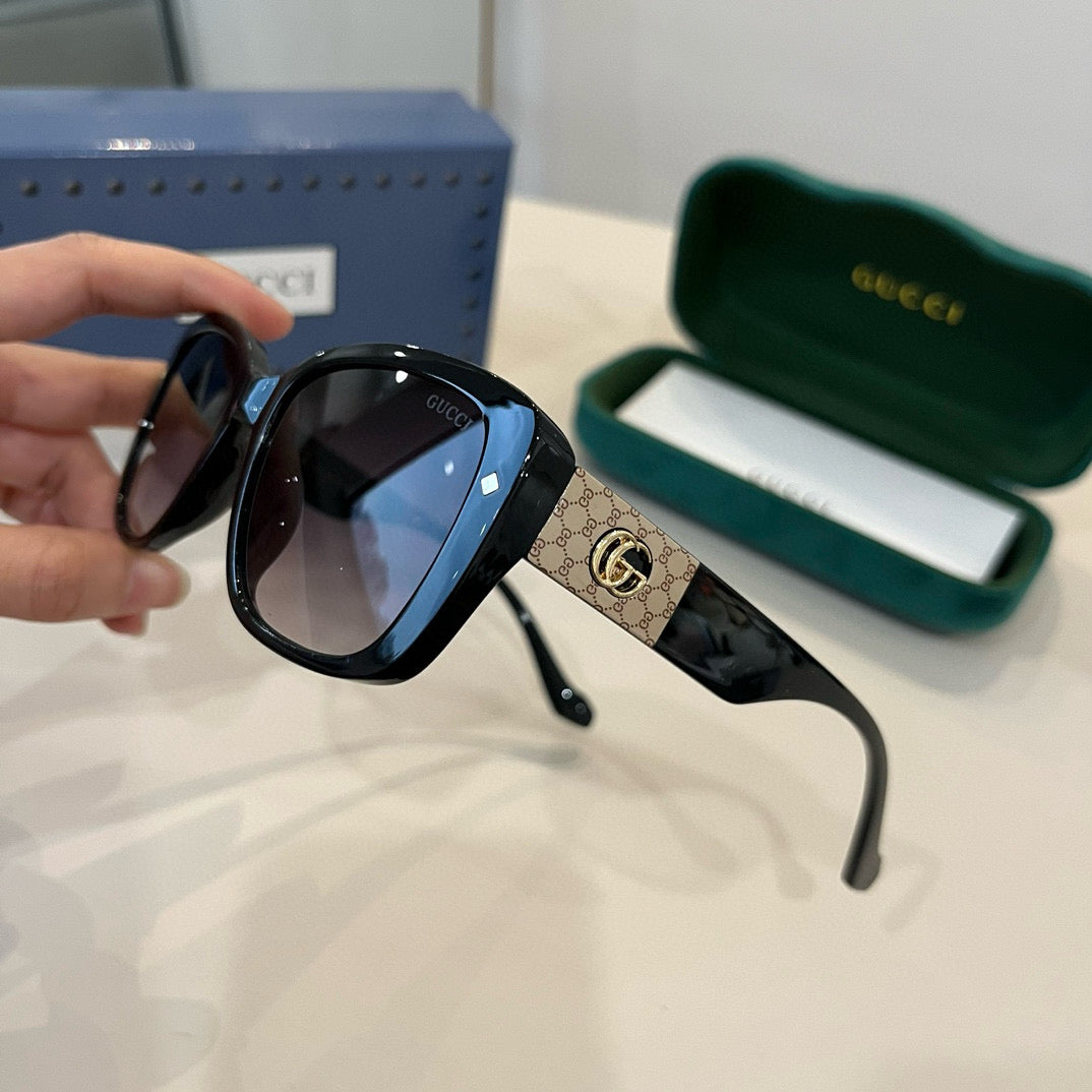 Gucci Fashion Black Lens Sunglasses for Men & Women - 382069 - detail image 4