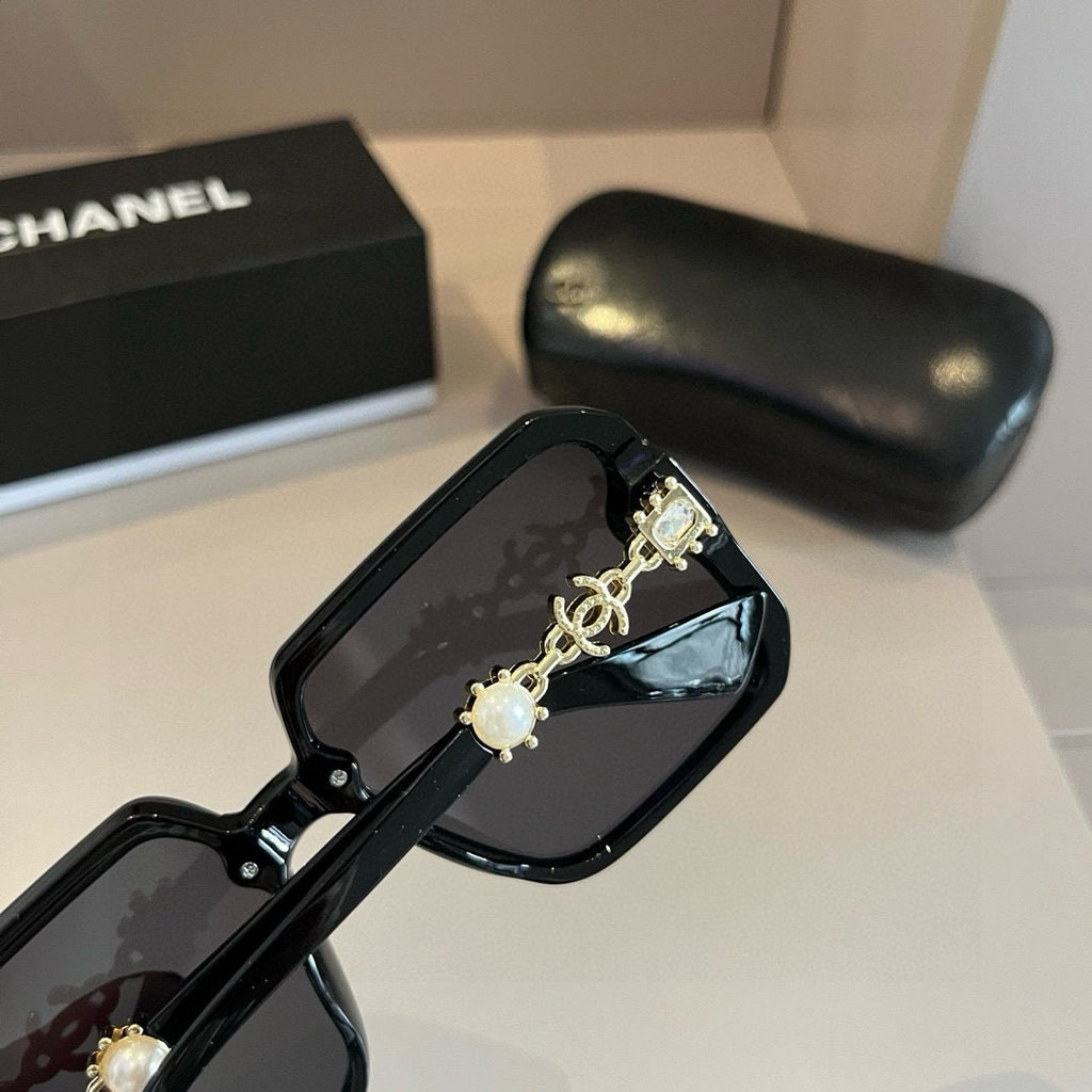 Chanel Fashion Gold Lens Sunglasses for Men & Women - 382191 - detail image 7