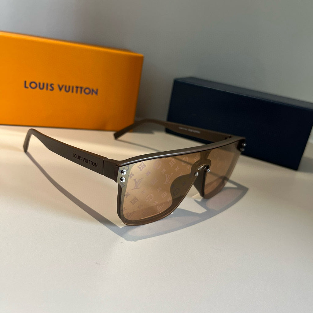 Louis Vuitton Fashion Gold Lens Sunglasses for Men & Women - 381917