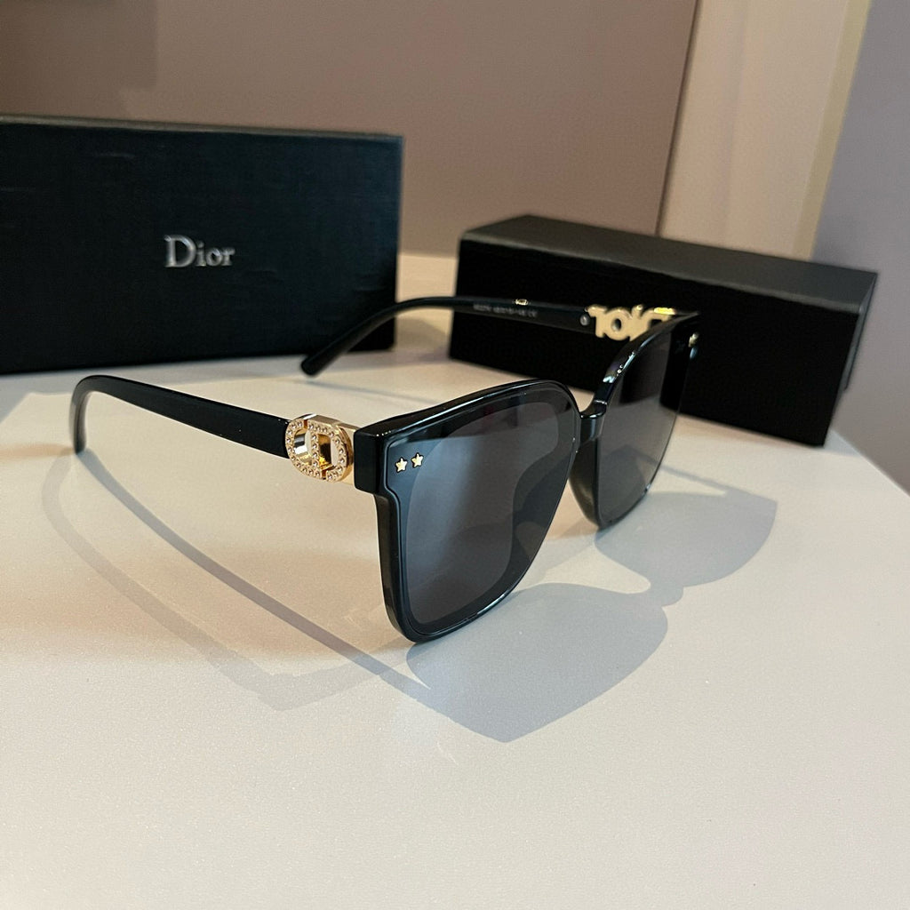 Dior Fashion Gold Lens Sunglasses for Men & Women - 382411