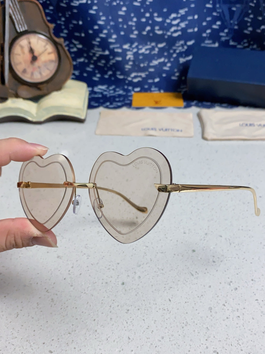 Louis Vuitton Lightweight Rimless Silver Lens Sunglasses for Women - 933758 - detail image 6