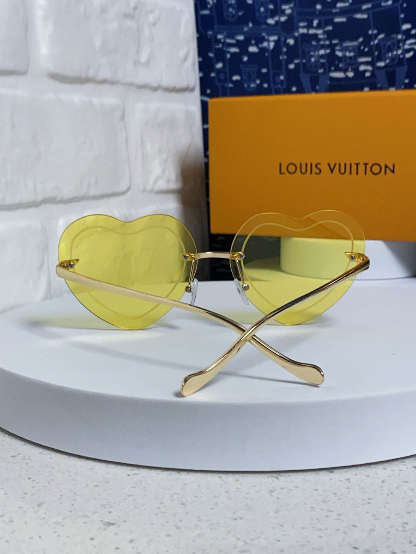 Louis Vuitton Lightweight Rimless Yellow Lens Sunglasses for Women - detail image 3