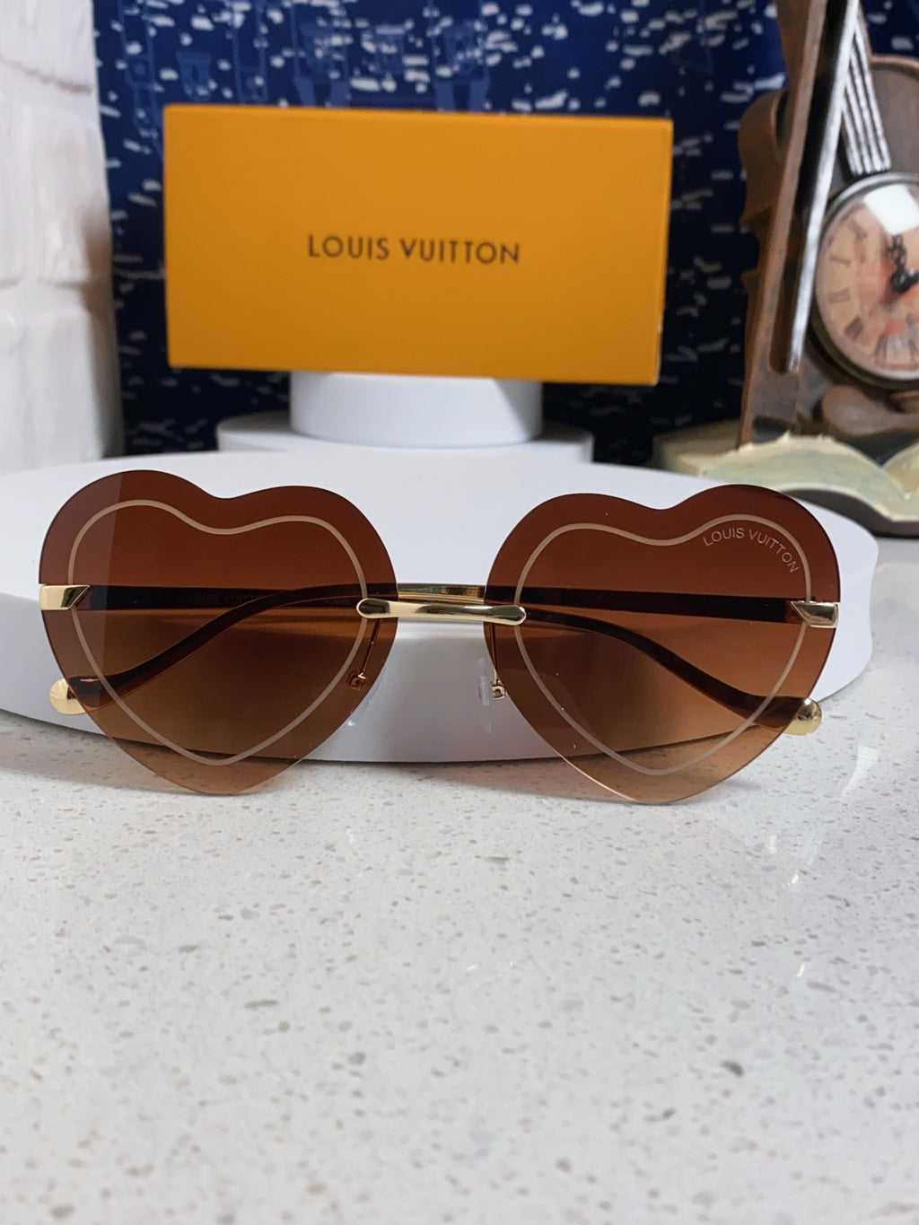 Louis Vuitton Lightweight Rimless Brown Lens Sunglasses for Women - 933761 - detail image 8