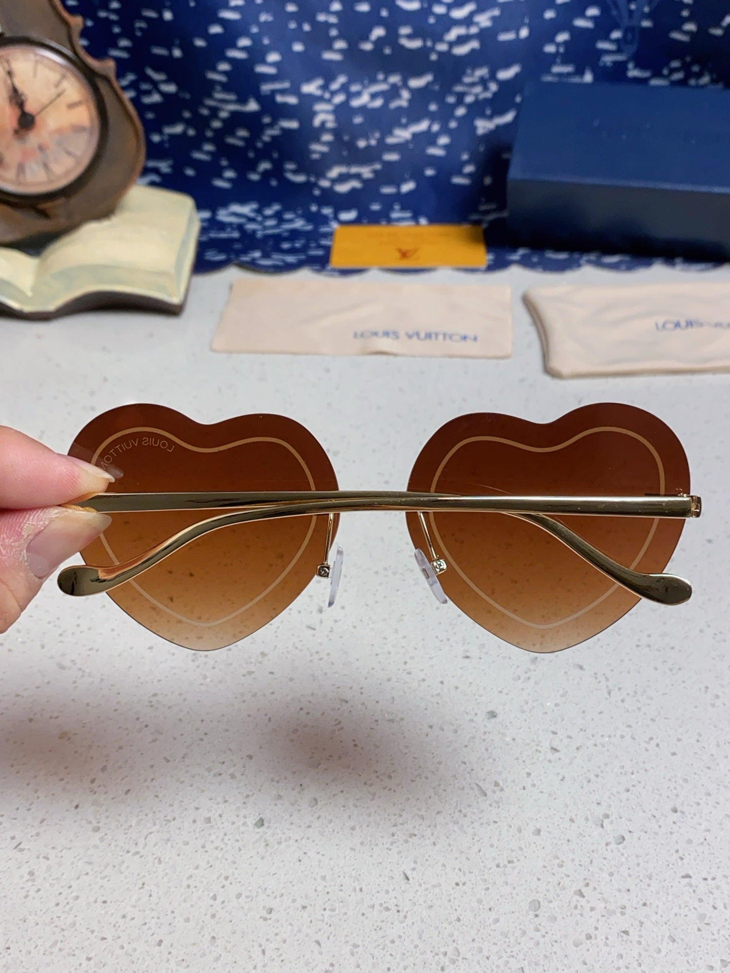 Louis Vuitton Lightweight Rimless Brown Lens Sunglasses for Women - 933761 - detail image 5