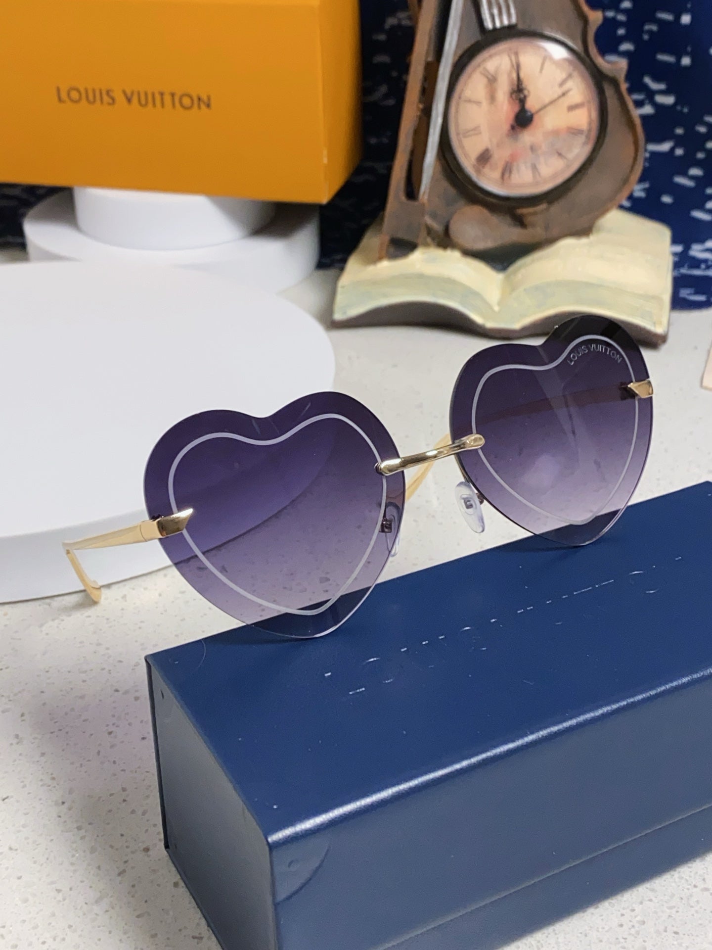 Louis Vuitton Lightweight Rimless Blue Lens Sunglasses for Women - 933762 - detail image 10