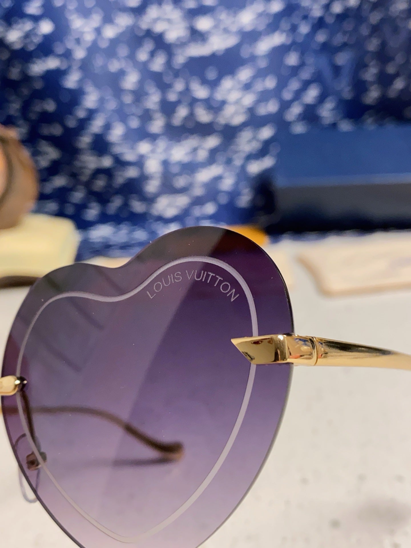 Louis Vuitton Lightweight Rimless Blue Lens Sunglasses for Women - 933762 - detail image 7