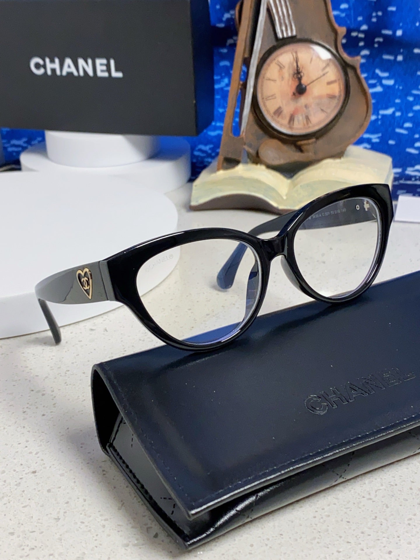 Chanel Cat-Eye Gold Lens Sunglasses for Men & Women - 371682 - detail image 11