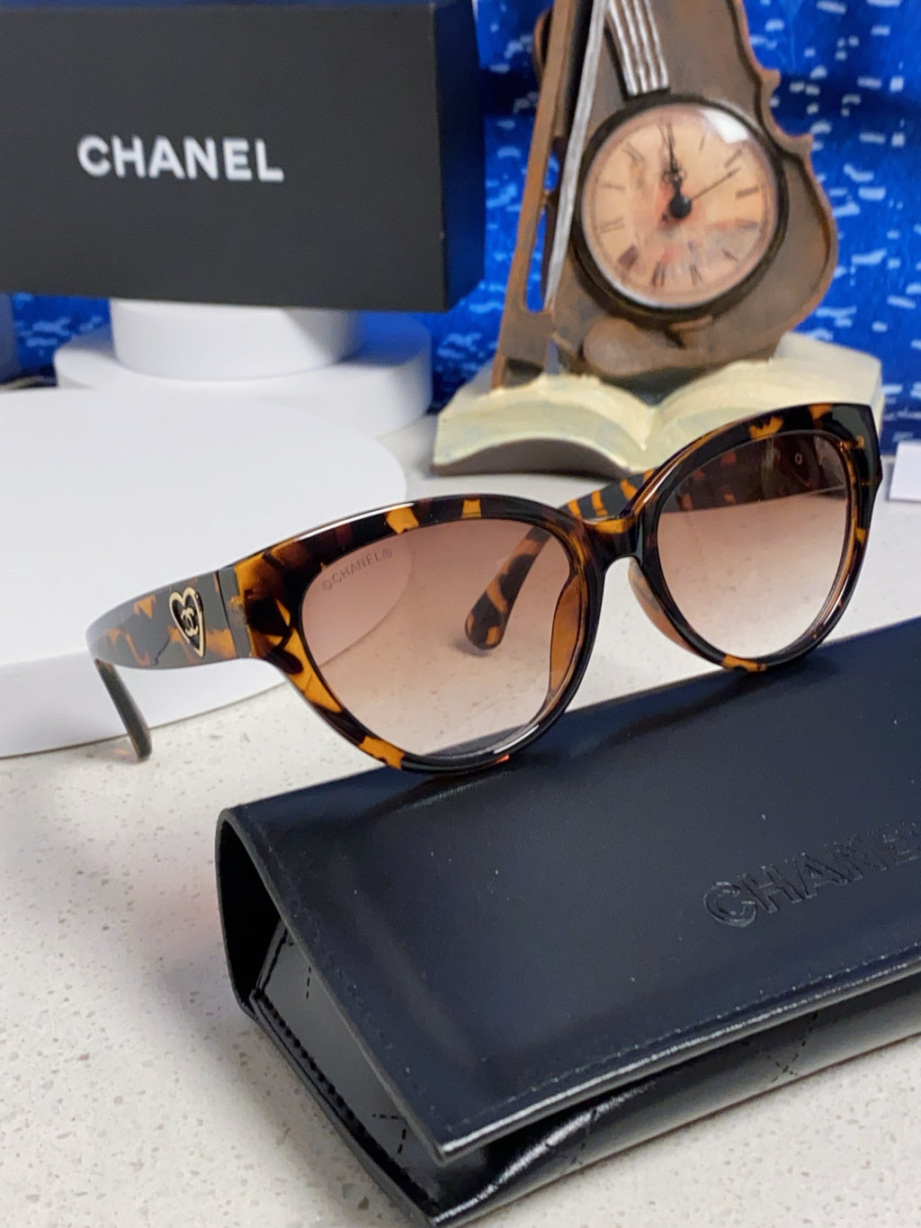 Chanel Cat-Eye Red Lens Sunglasses for Men & Women - 371683 - detail image 11