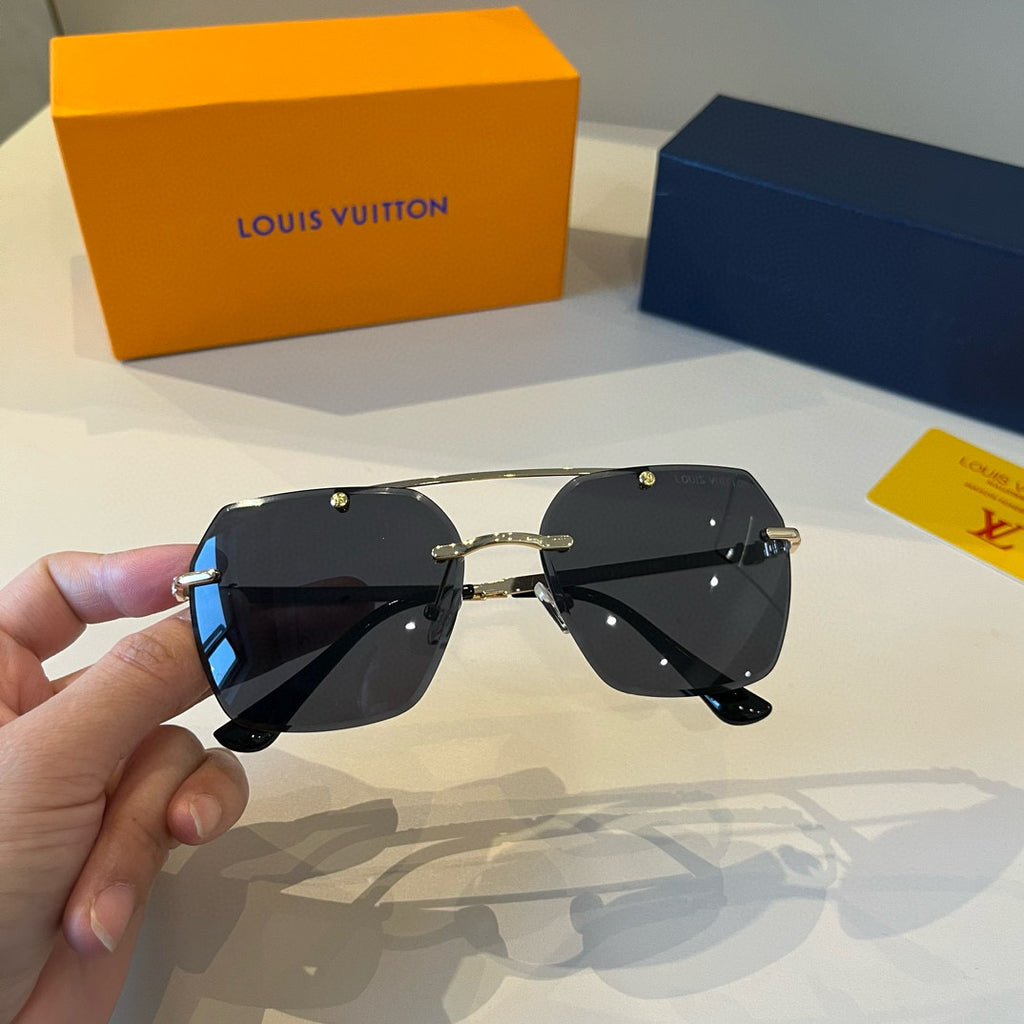 Louis Vuitton Fashion Gray Lens Sunglasses for Men & Women - 933782 - detail image 6