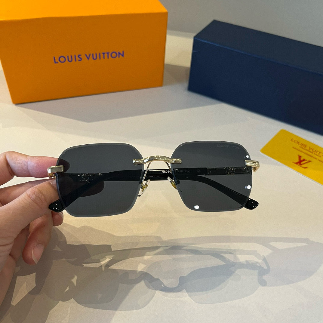 Louis Vuitton Fashion Gray Lens Sunglasses for Women - 933783 - detail image 8