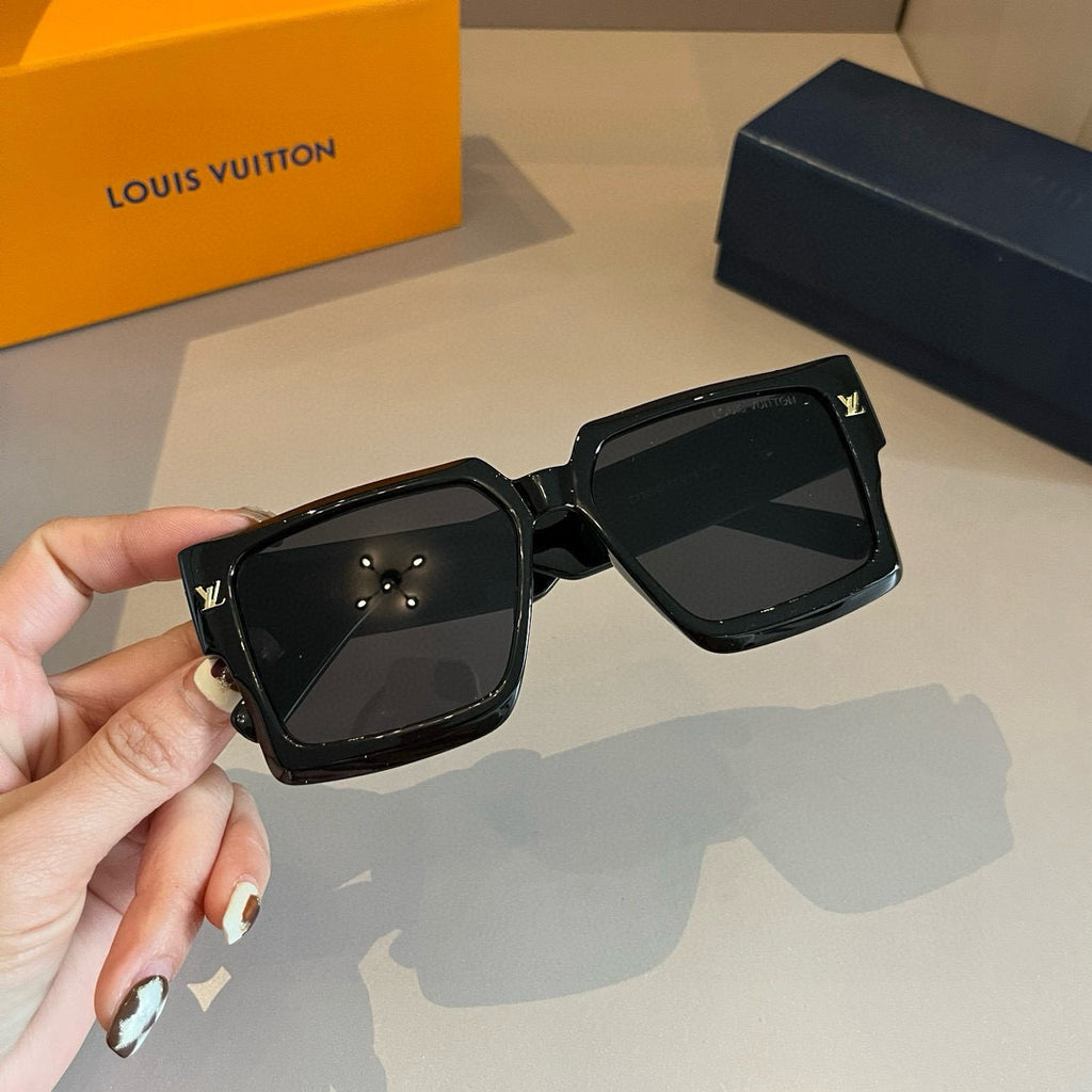 Louis Vuitton Metal Fashion Gold Lens Sunglasses for Men & Women - 464722 - detail image 5