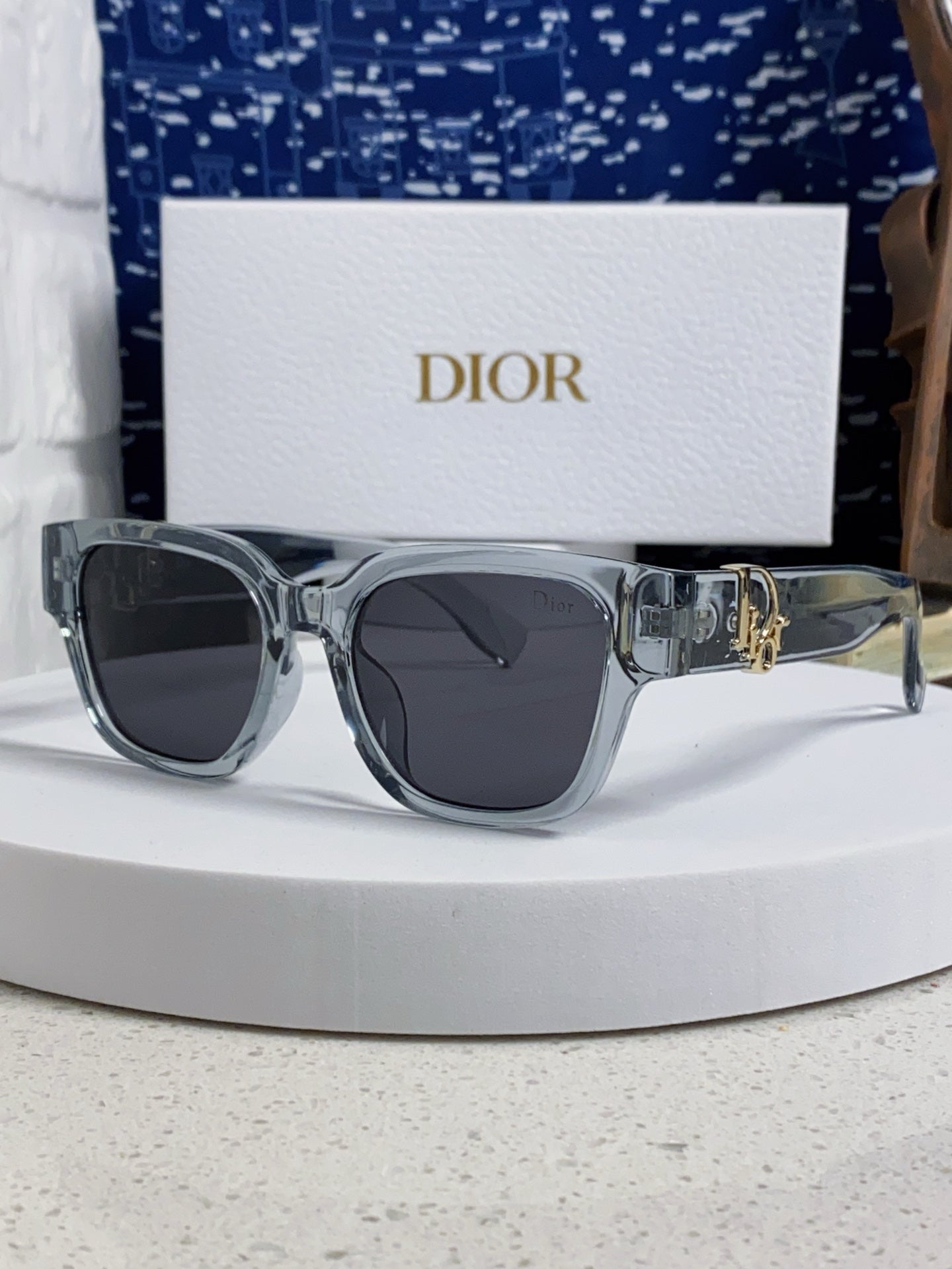 Dior Oversized Gray Lens Sunglasses for Women - 382389