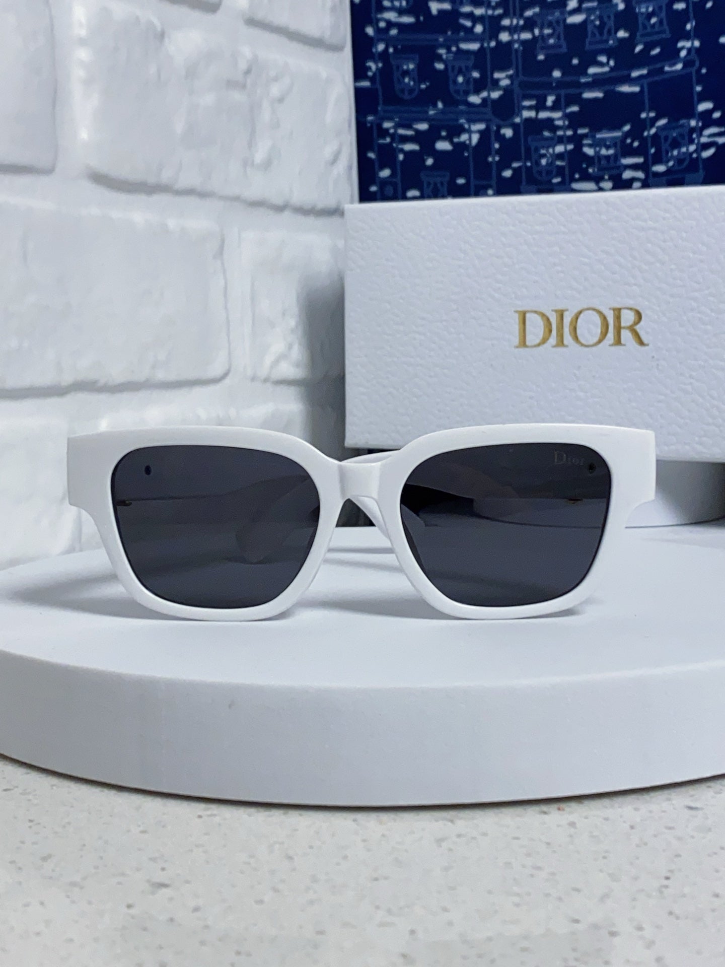 Dior Oversized Gray Lens Sunglasses for Women - 382391 - detail image 2