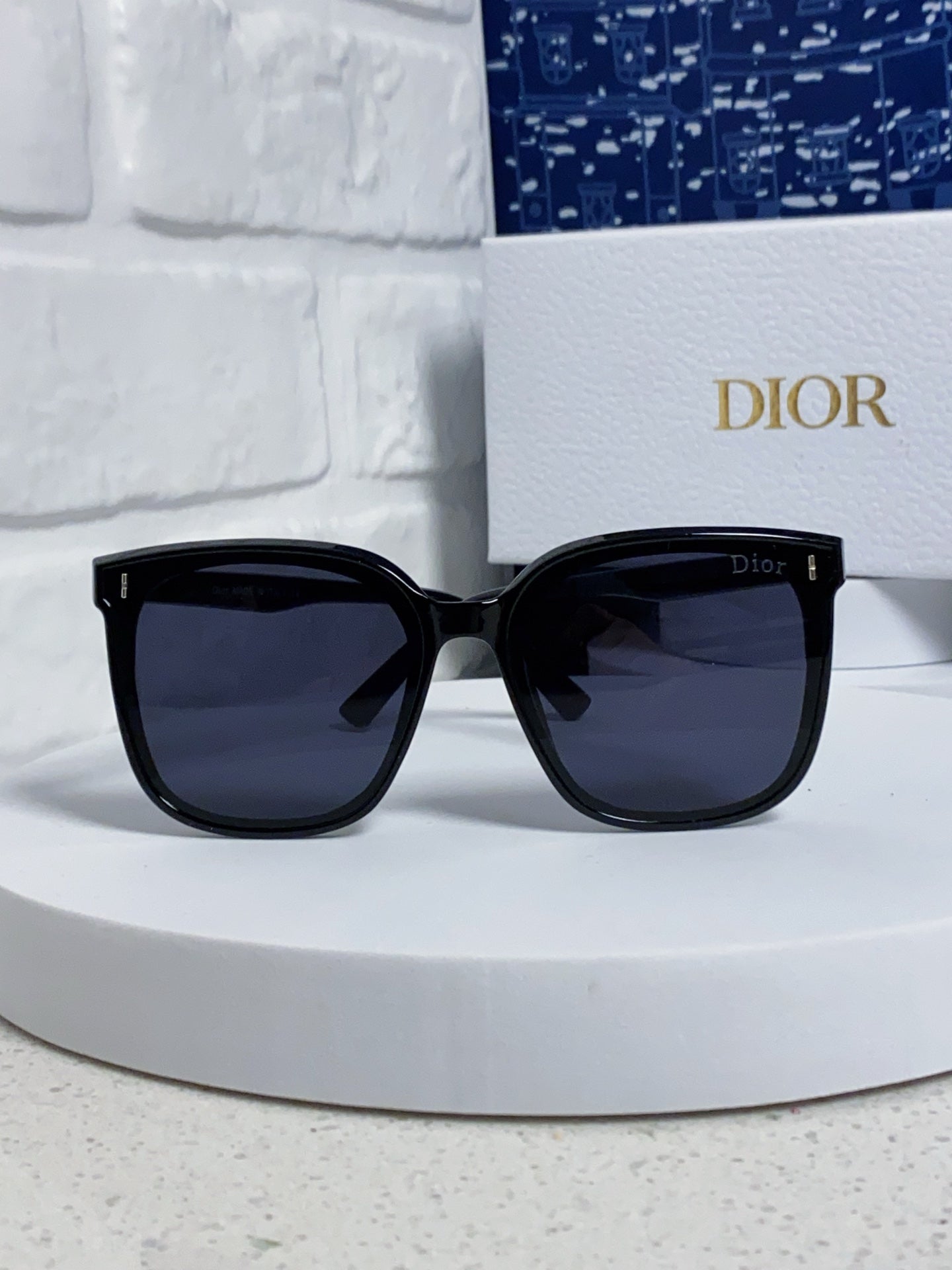 Dior Polarized Fashion Black Lens Sunglasses for Women - 465230 - detail image 2