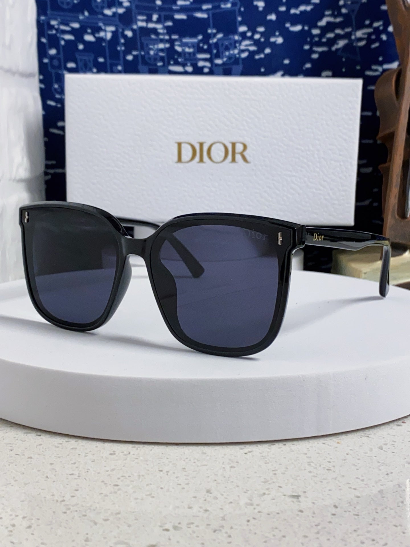 Dior Polarized Fashion Black Lens Sunglasses for Women - 465230