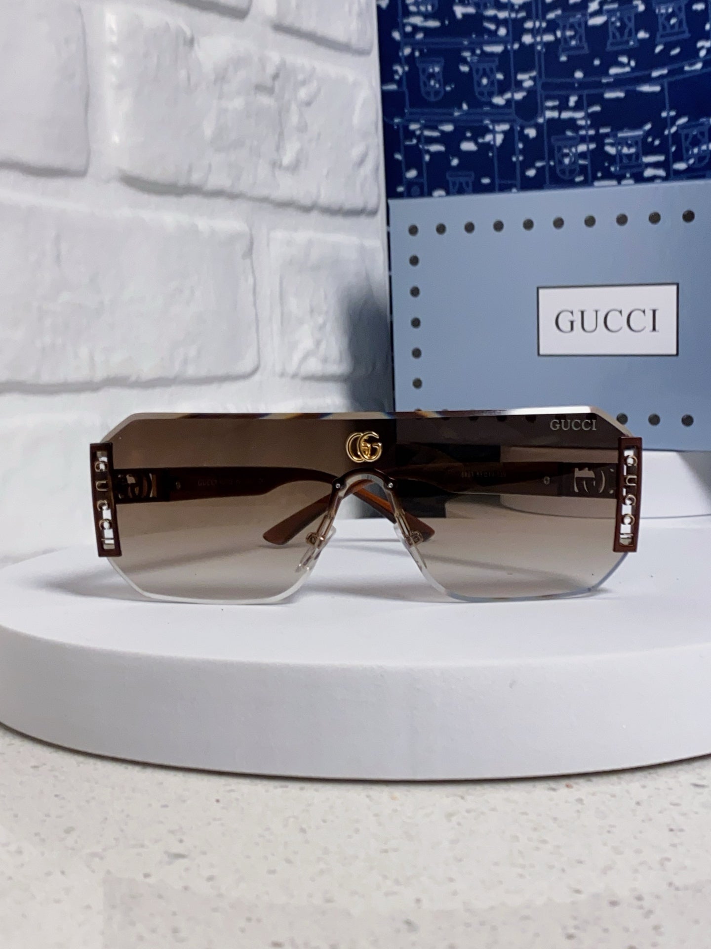 Gucci Polarized Rimless Silver Lens Sunglasses for Men & Women - 382053 - detail image 2