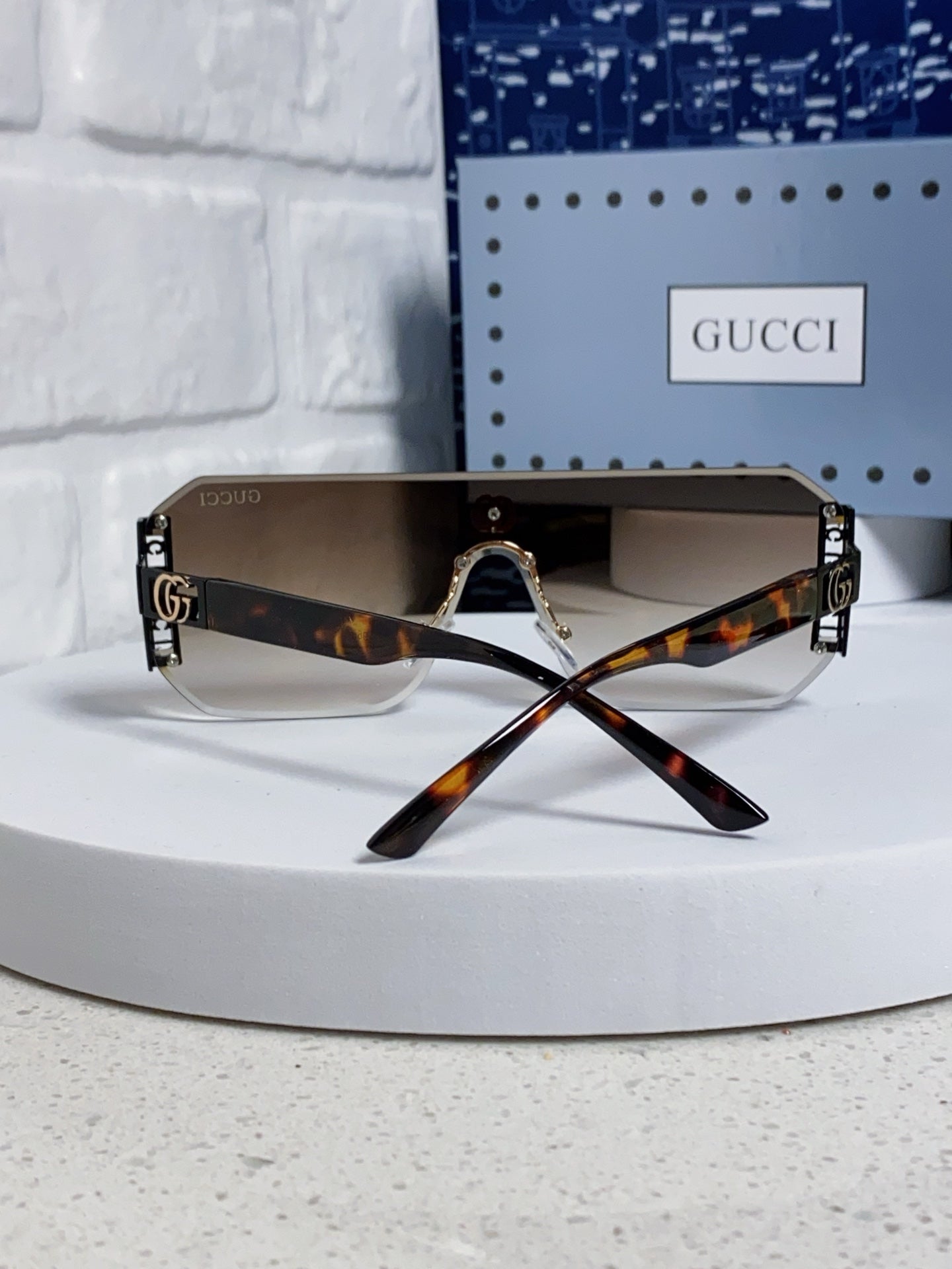 Gucci Polarized Rimless Silver Lens Sunglasses for Men & Women - 382054 - detail image 3