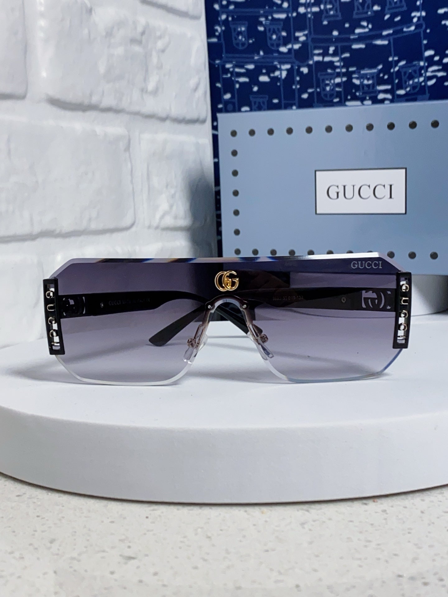 Gucci Polarized Rimless Silver Lens Sunglasses for Men & Women - 382055 - detail image 2