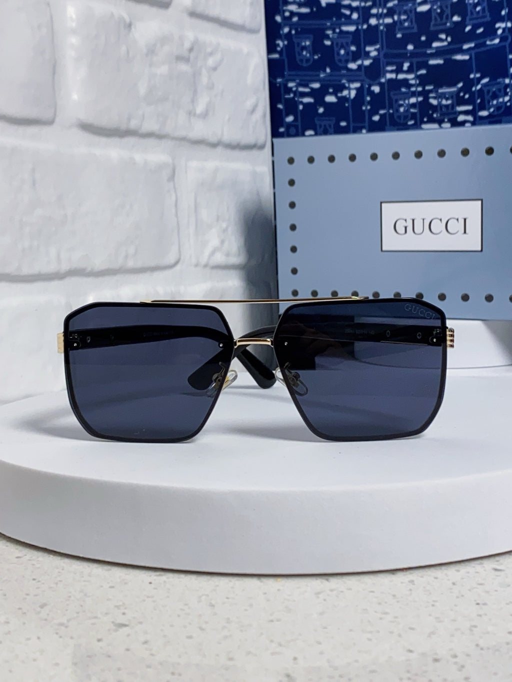 Gucci Polarized Rimless Blue Lens Sunglasses for Men & Women - detail image 2