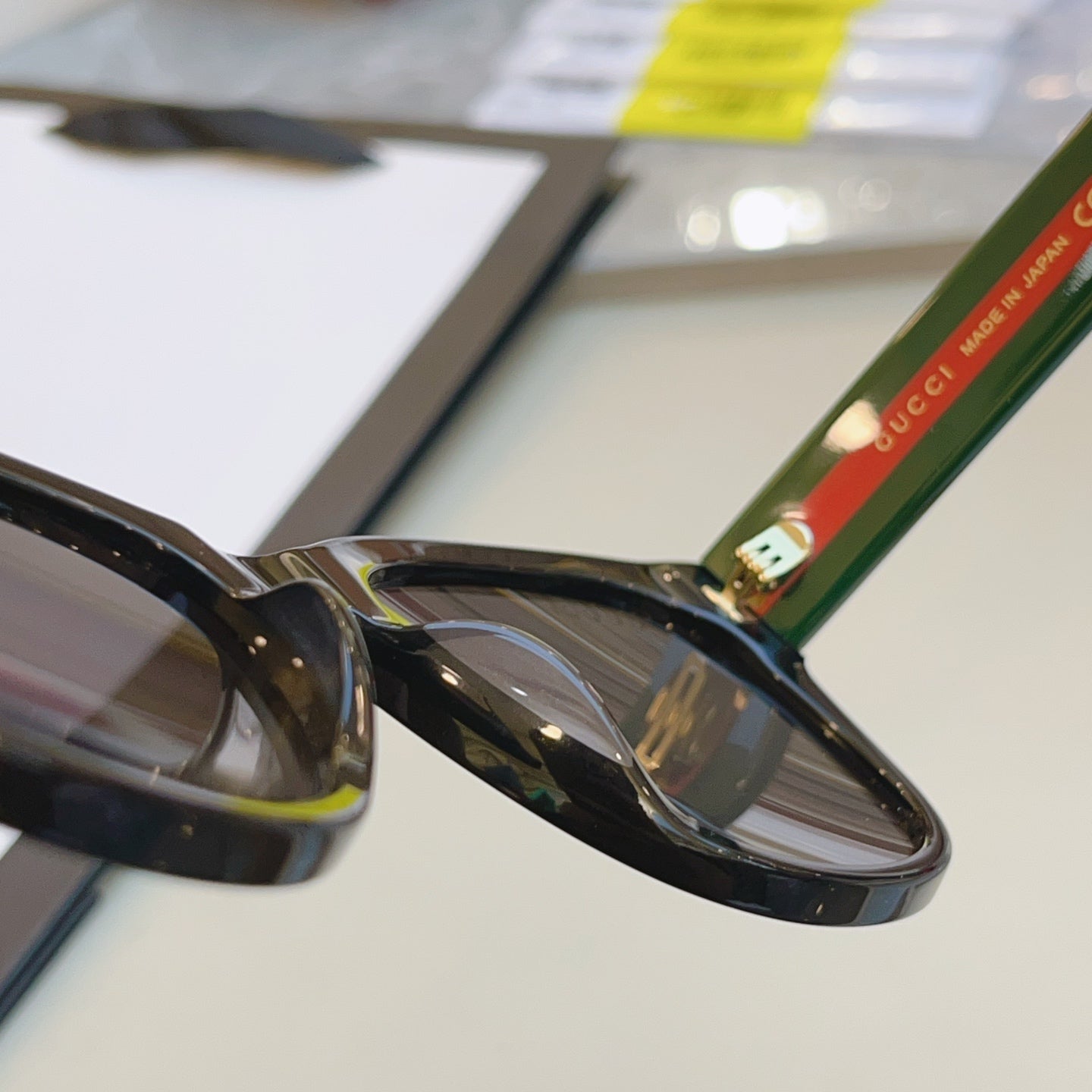 Gucci GG1866SK Fashion Gray Lens Sunglasses for Men & Women - detail image 9