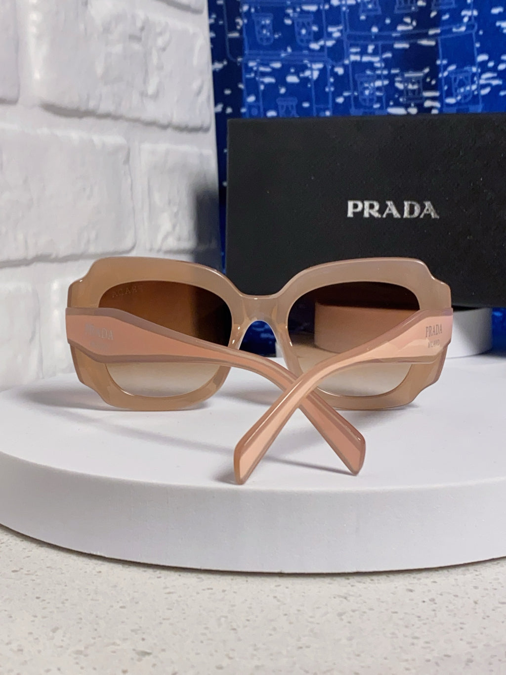 Prada 16YSF Acetate Fashion Gold Lens Sunglasses for Men & Women - 415673 - detail image 3