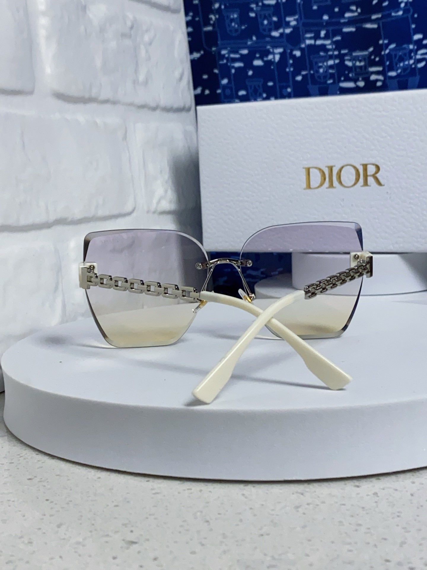 Dior Polarized Fashion Silver Lens Sunglasses for Women - 415498 - detail image 3