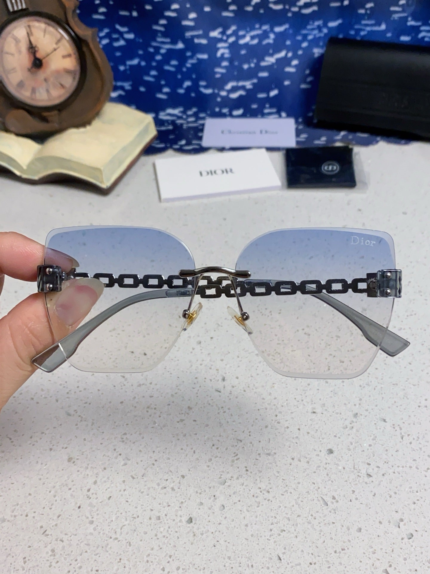 Dior Polarized Fashion Silver Lens Sunglasses for Women - 449089 - detail image 4