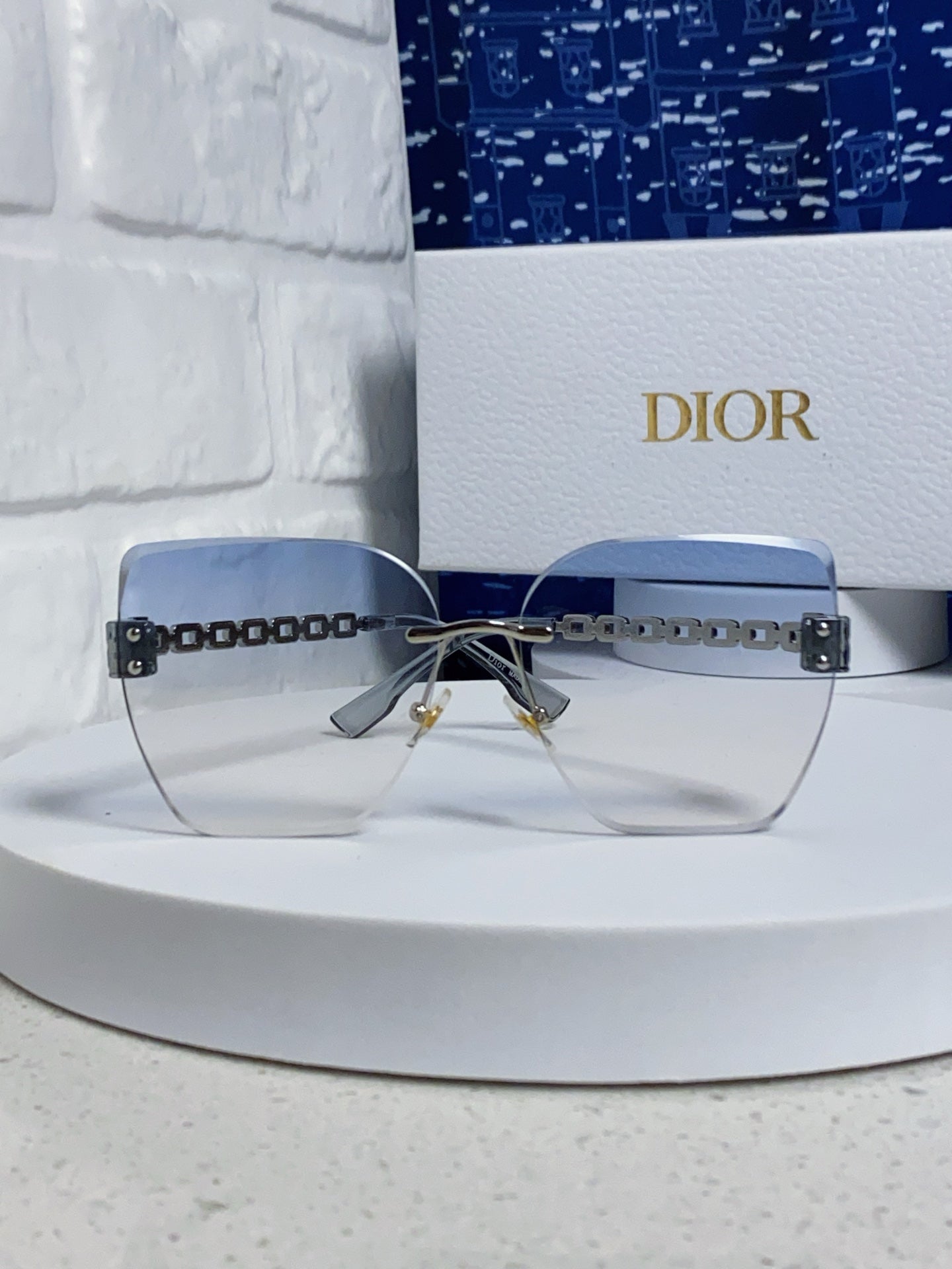 Dior Polarized Fashion Silver Lens Sunglasses for Women - 449089 - detail image 2
