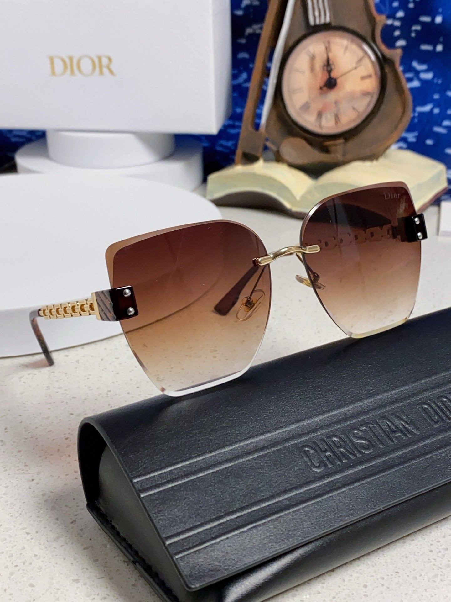 Dior Polarized Fashion Red Lens Sunglasses for Women - detail image 10