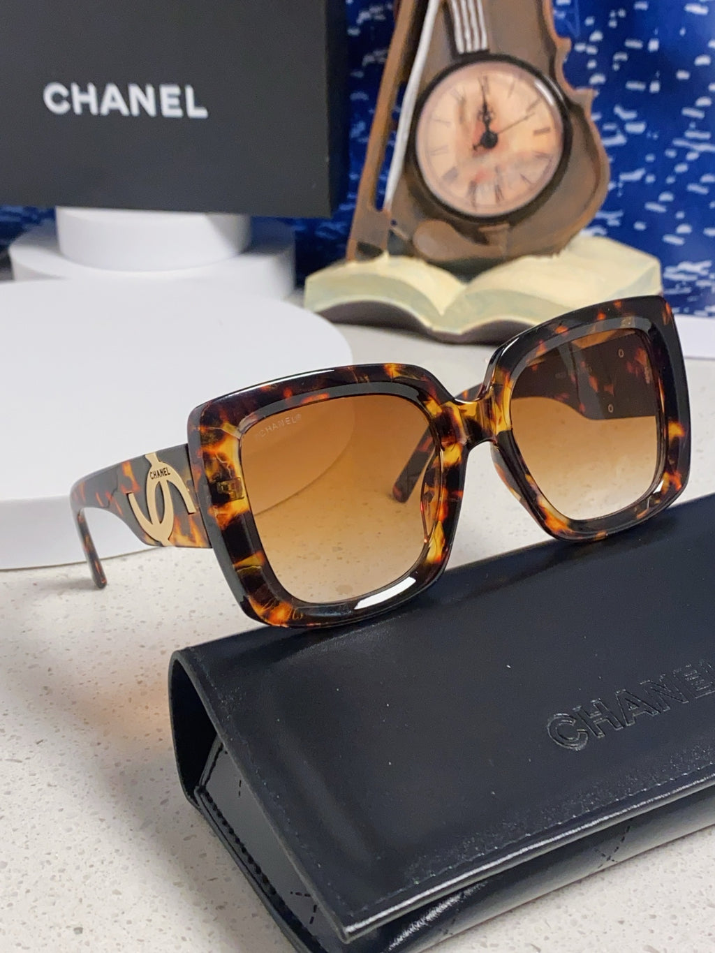 Chanel Square Gold Lens Sunglasses for Men & Women - 415290 - detail image 10