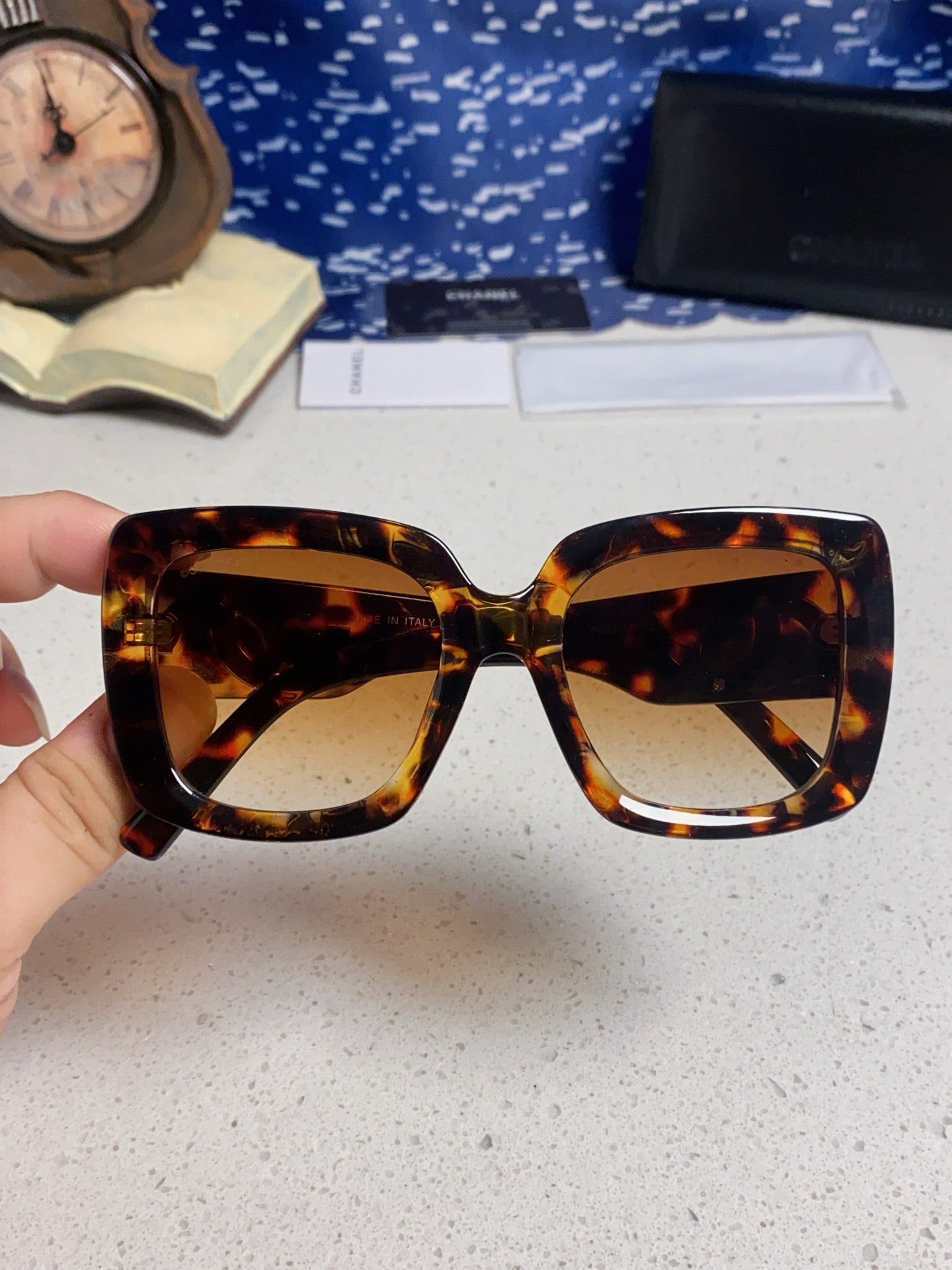 Chanel Square Gold Lens Sunglasses for Men & Women - 415290 - detail image 4