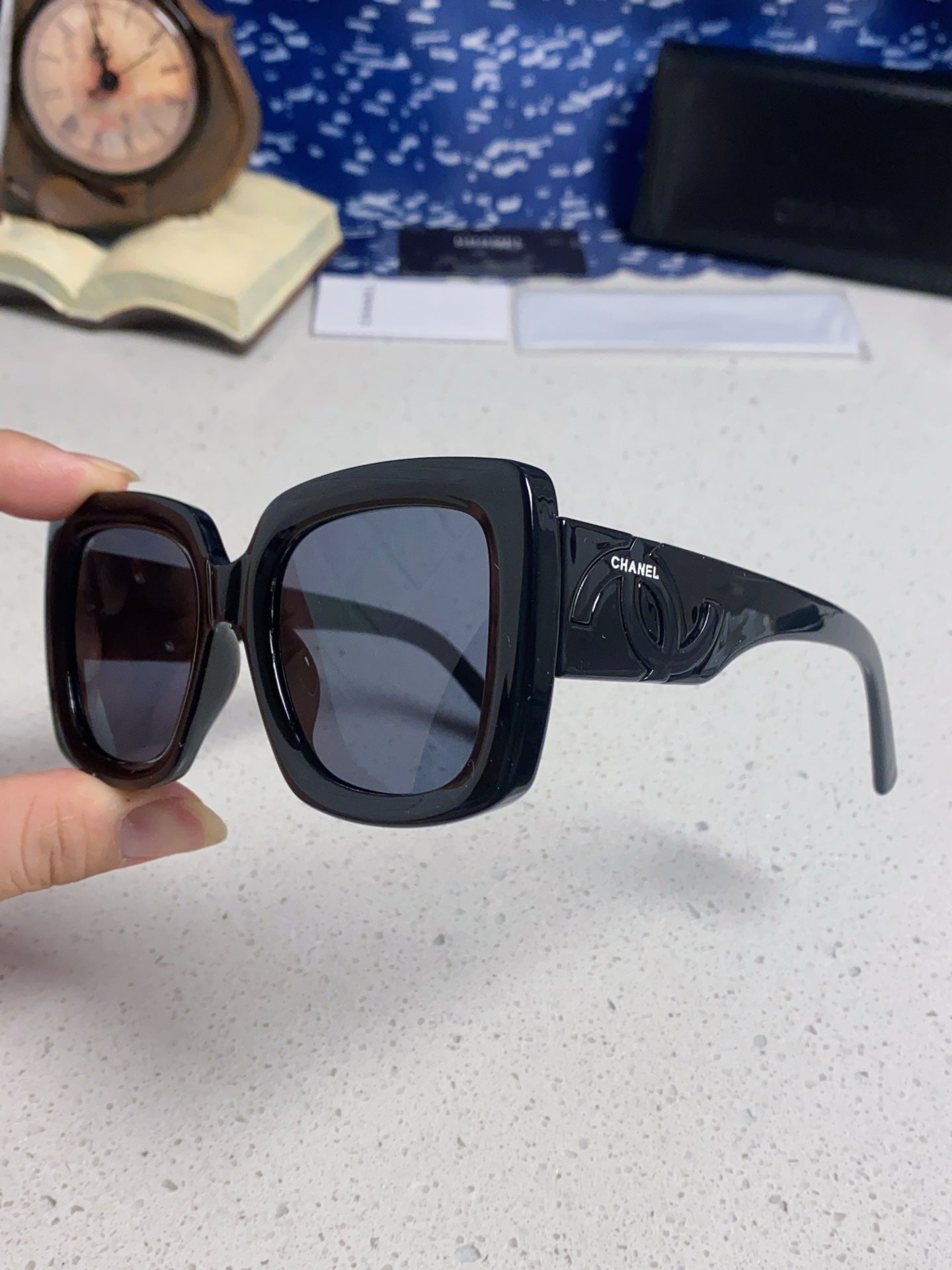 Chanel Square Gray Lens Sunglasses for Men & Women - 415291 - detail image 6