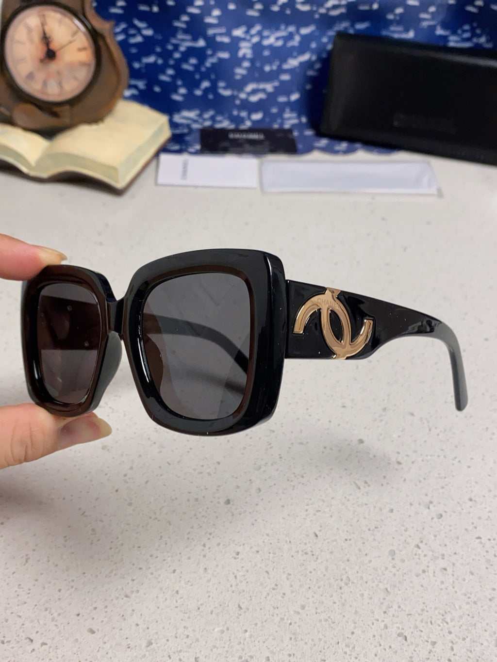 Chanel Square Gray Lens Sunglasses for Men & Women - 415293 - detail image 6