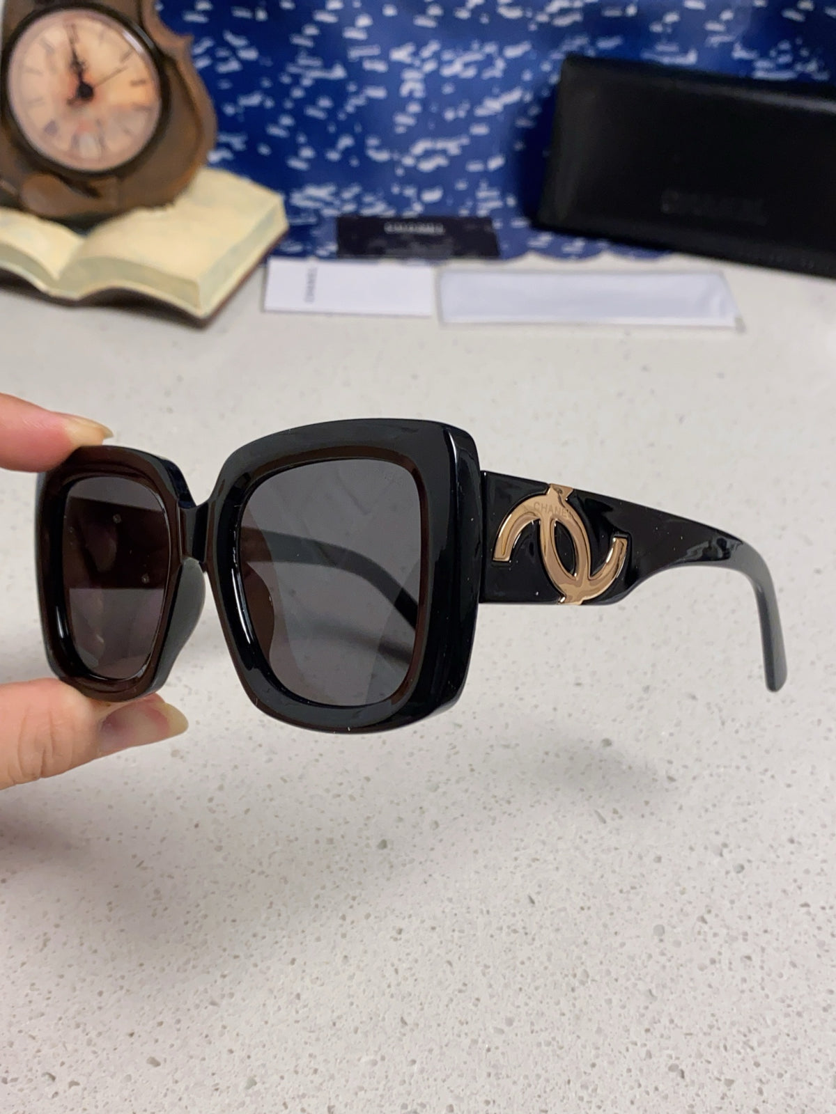 Chanel Square Gray Lens Sunglasses for Men & Women - 415293 - detail image 6