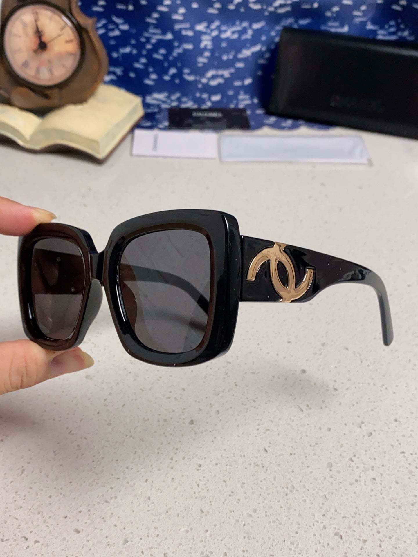 Chanel Square Gray Lens Sunglasses for Men & Women - 415293 - detail image 6