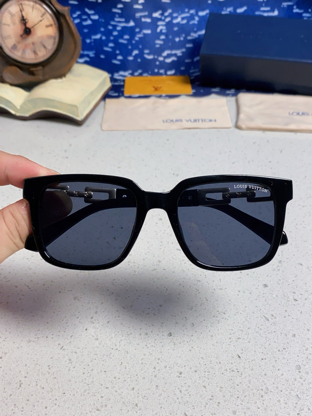 Louis Vuitton Square Black Lens Sunglasses for Men & Women - 448543 - detail image 4