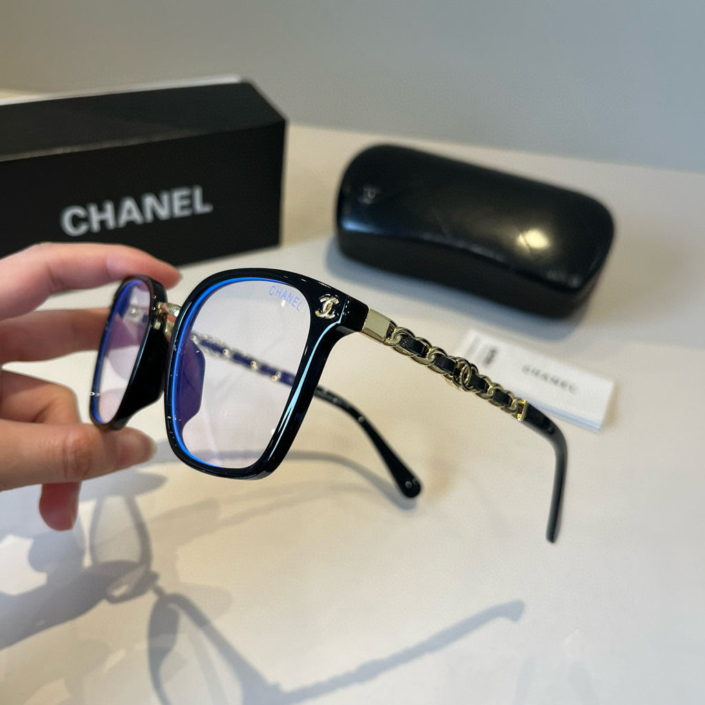 Chanel Oversized Silver Lens Sunglasses for Men & Women - 358028 - detail image 4