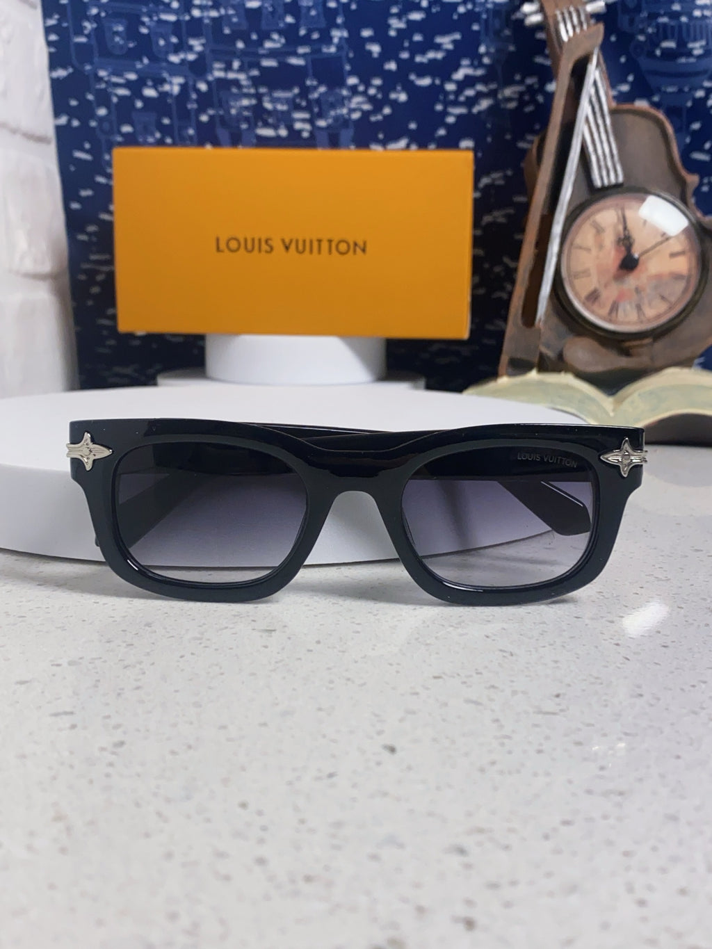 Louis Vuitton Square Silver Lens Sunglasses for Men & Women - 486223 - detail image 9