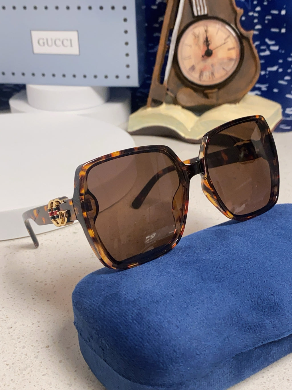 Gucci Fashion Black Lens Sunglasses for Women - detail image 10