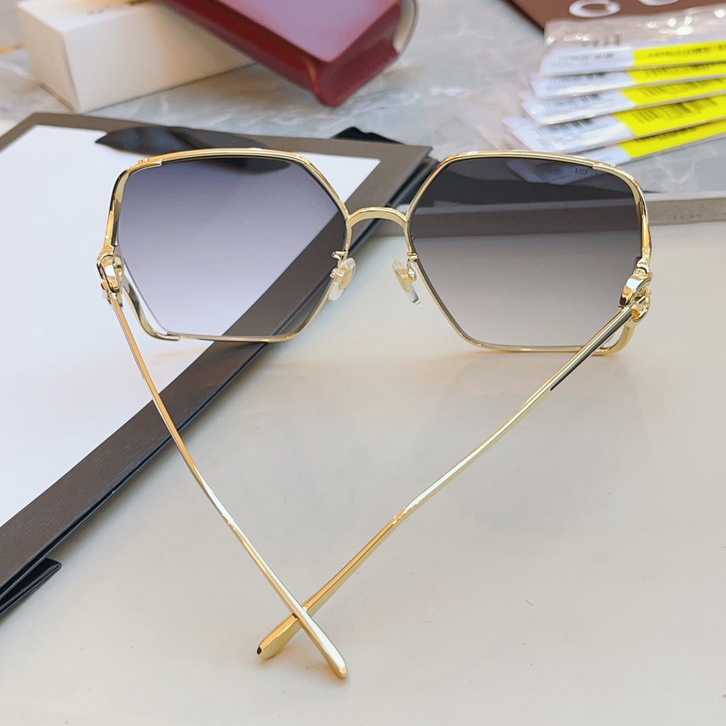 Gucci GG1322SA Fashion Gray Lens Sunglasses for Men & Women - detail image 3