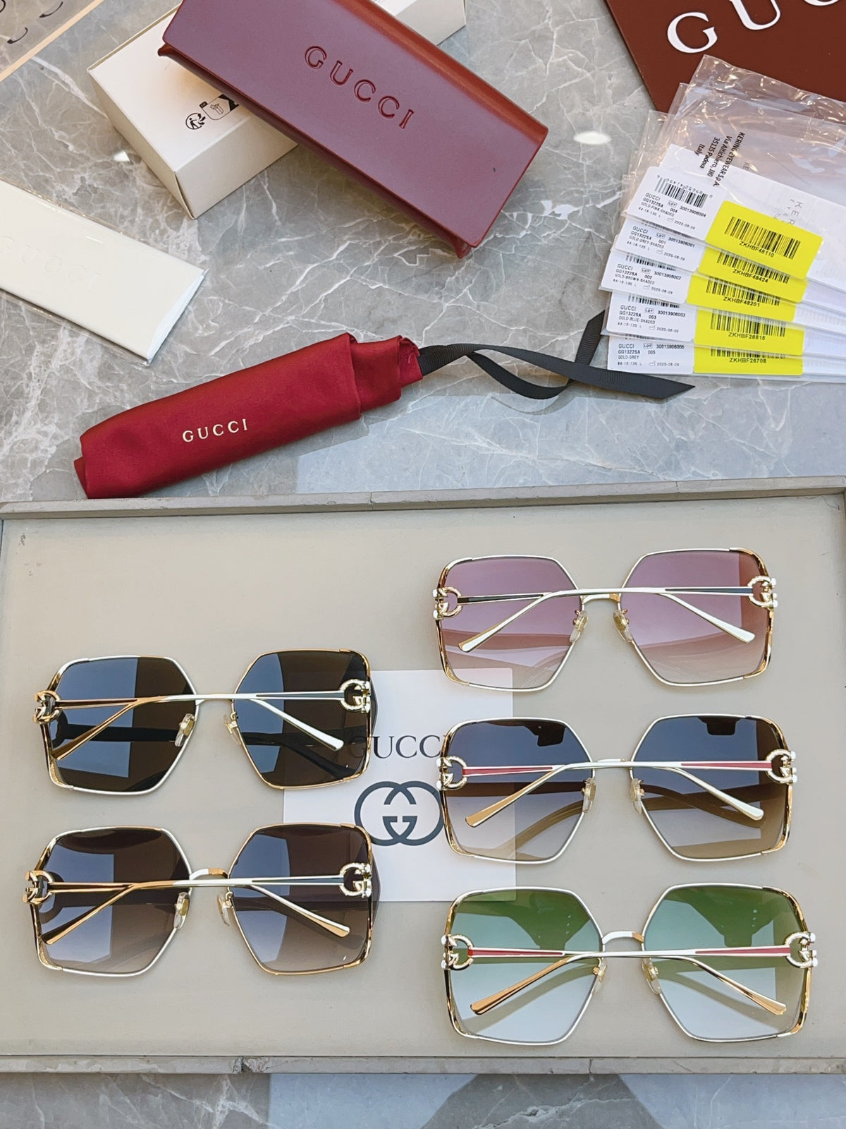 Gucci GG1322SA Fashion Gray Lens Sunglasses for Men & Women - detail image 9
