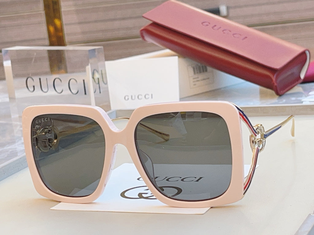 Gucci GG1324SA Fashion Pink Lens Sunglasses for Men & Women - detail image 3