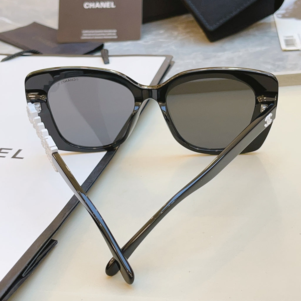 Chanel CH5422B Rectangular Black Lens Sunglasses for Men & Women - 382251 - detail image 6